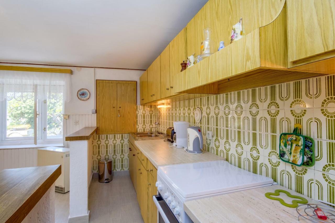 Apartment Carmen Veli Lošinj Exterior foto